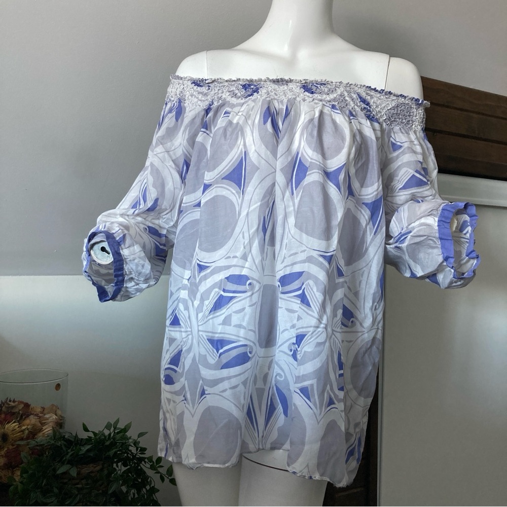 SILK COTTON BLEND STILLS OFF SHOULDER TOP WITH BLUE WHITE GREY ABSTRACT PATTERN